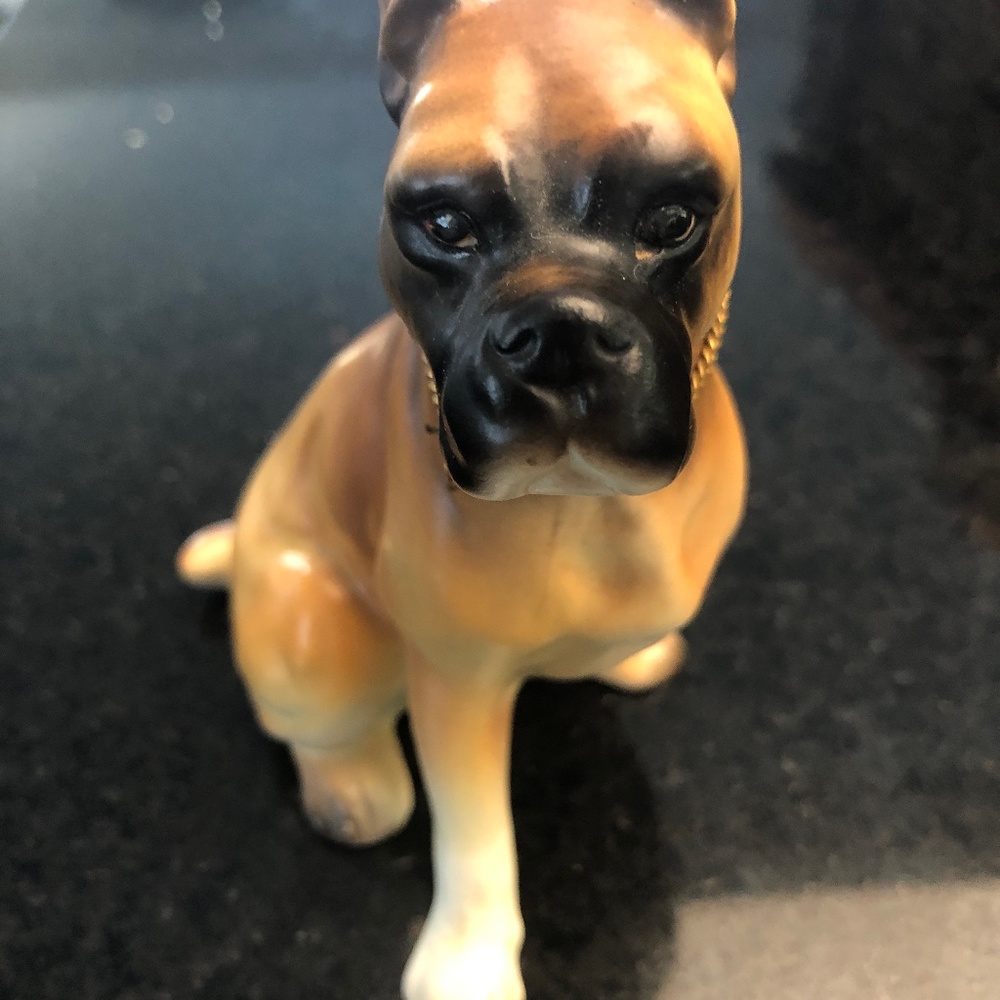 Large ceramic boxer